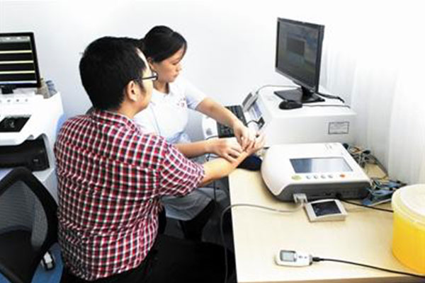 ����С�ݷ���(w��)�������_չ���R���ܴ������(zh��n)